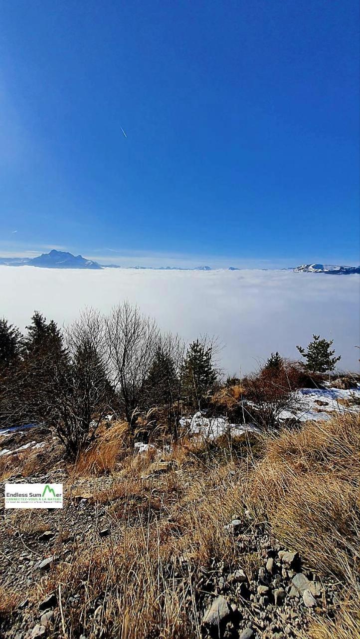 Apartment 05 Honore 1500, Vue Montagne Et Lac, 2 Personnes, Serie Anthracite Netflix